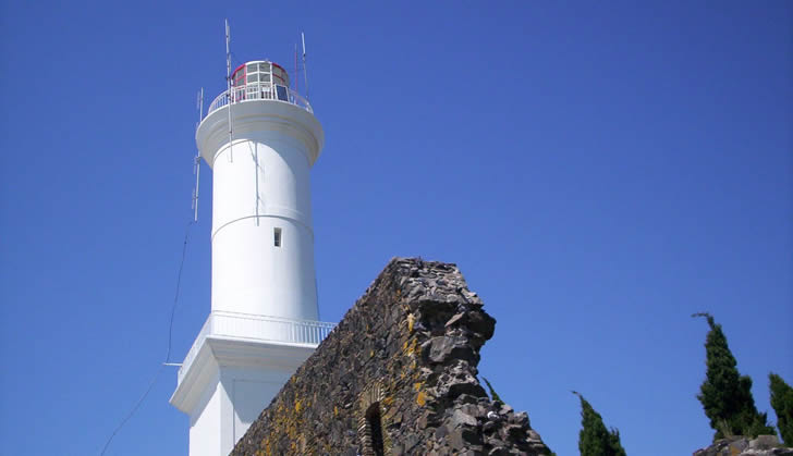 Faro de Colonia