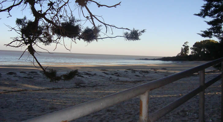 Playa Ferrando en Colonia